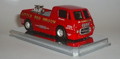 littleredwagon3.jpg