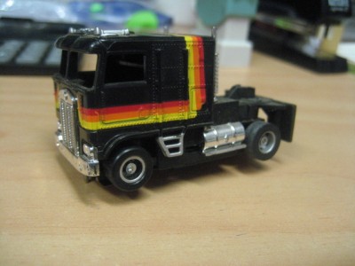 black truck.jpg